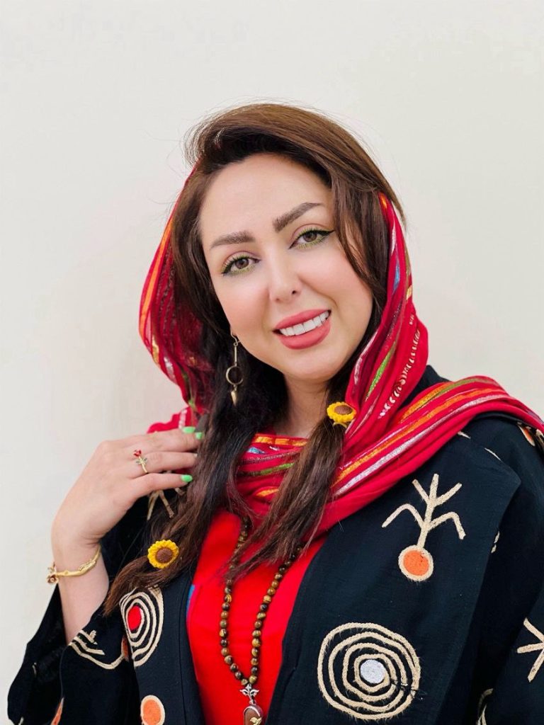 مشاور مینا رسولی